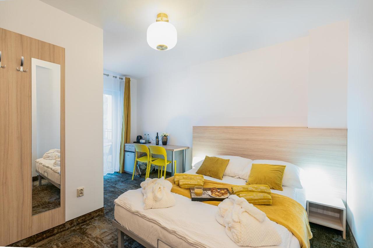 Villa Vis A Vis 트르제삭츠 외부 사진